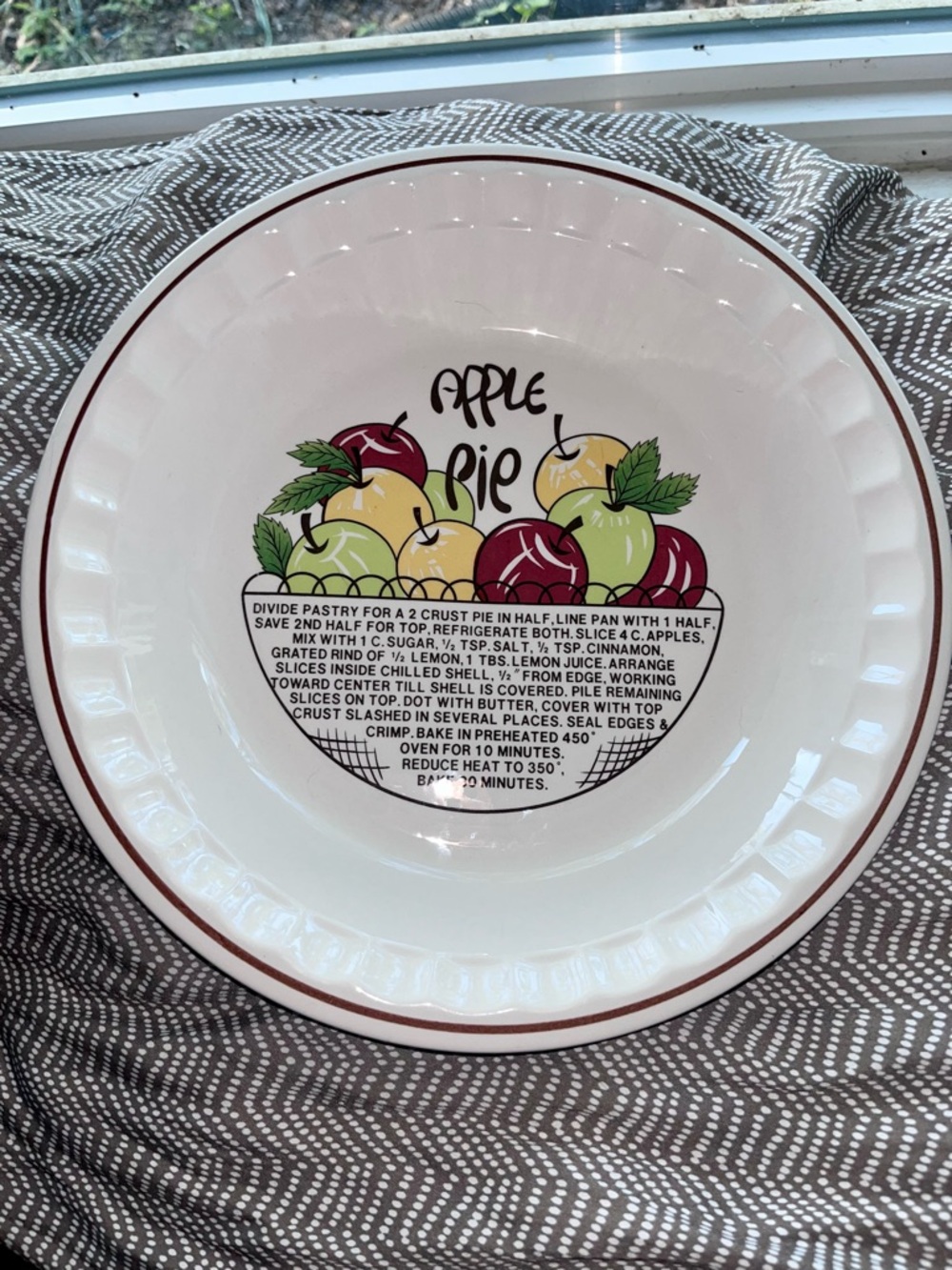 Vintage Apple pie recipe pie plate | Farmhouse kitchen decor | Ceramic Baking